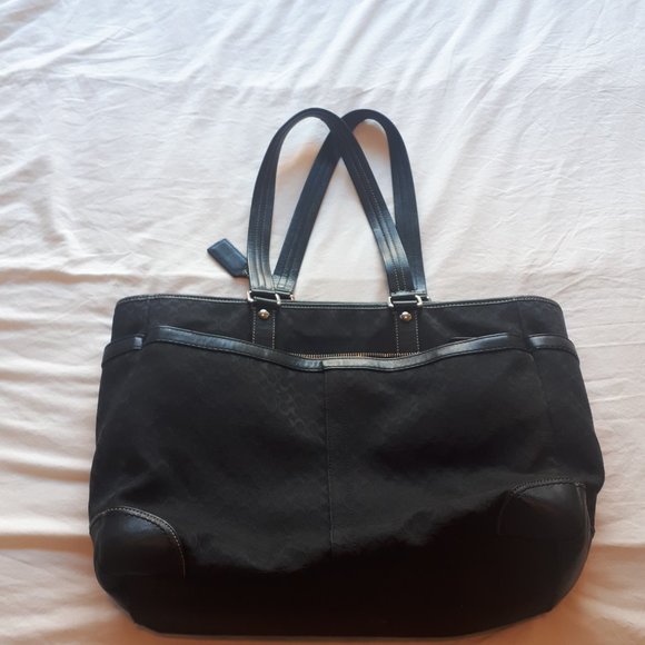 Coach bag in black - Picture 5 of 7